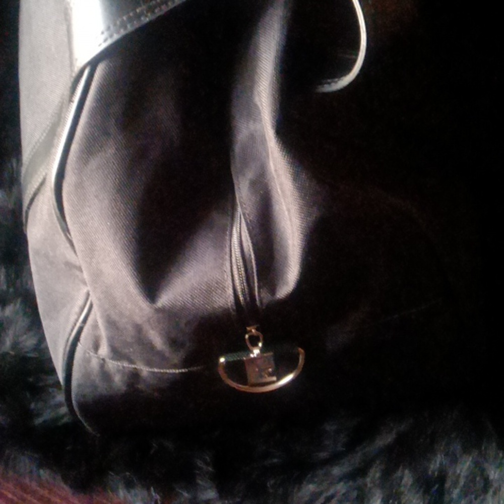 Dior Black Duffel Bag for Men - Picture 4 of 5